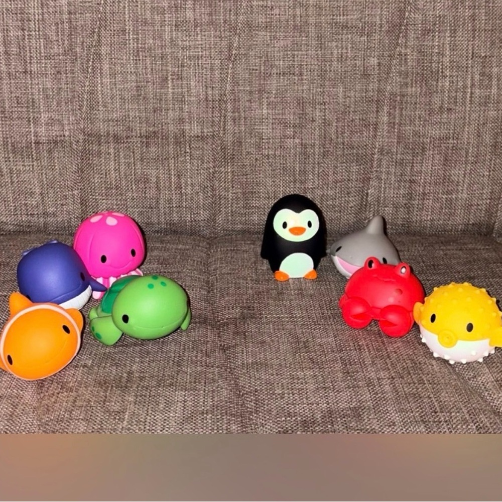 Munchkin Vibrant Animal Bath Toy Collection